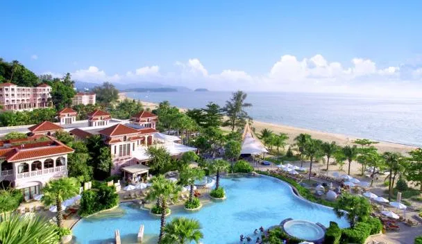 เซ็นทารา แกรนด์ บีช รีสอร์ท ภูเก็ต